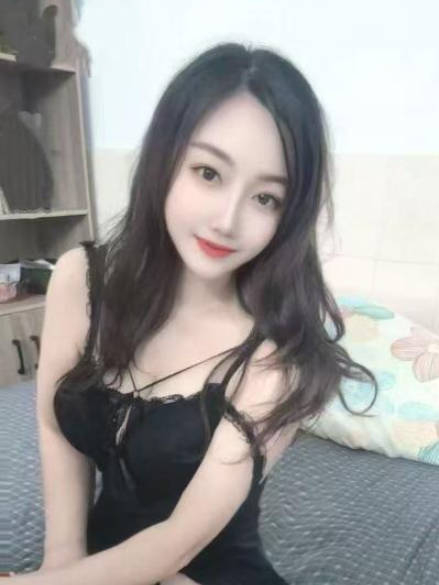 深圳龙岗大奶少妇