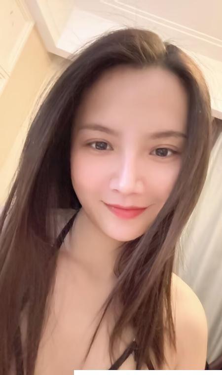 性感小魔女真真