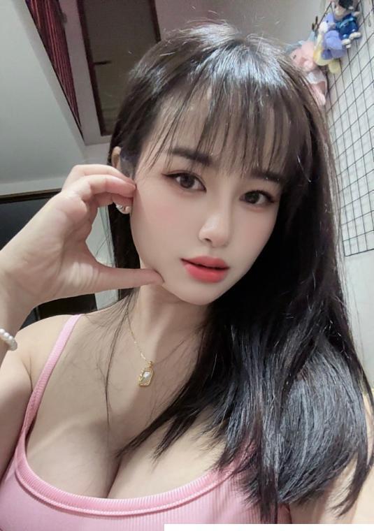 龙岗巨乳气质美女