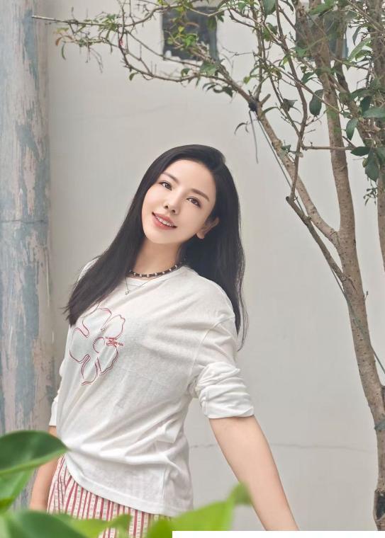 广州肥臀轻熟小鱼