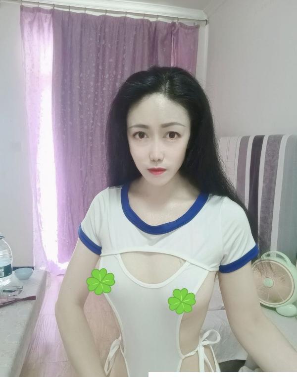 青羊性感大胸妹子
