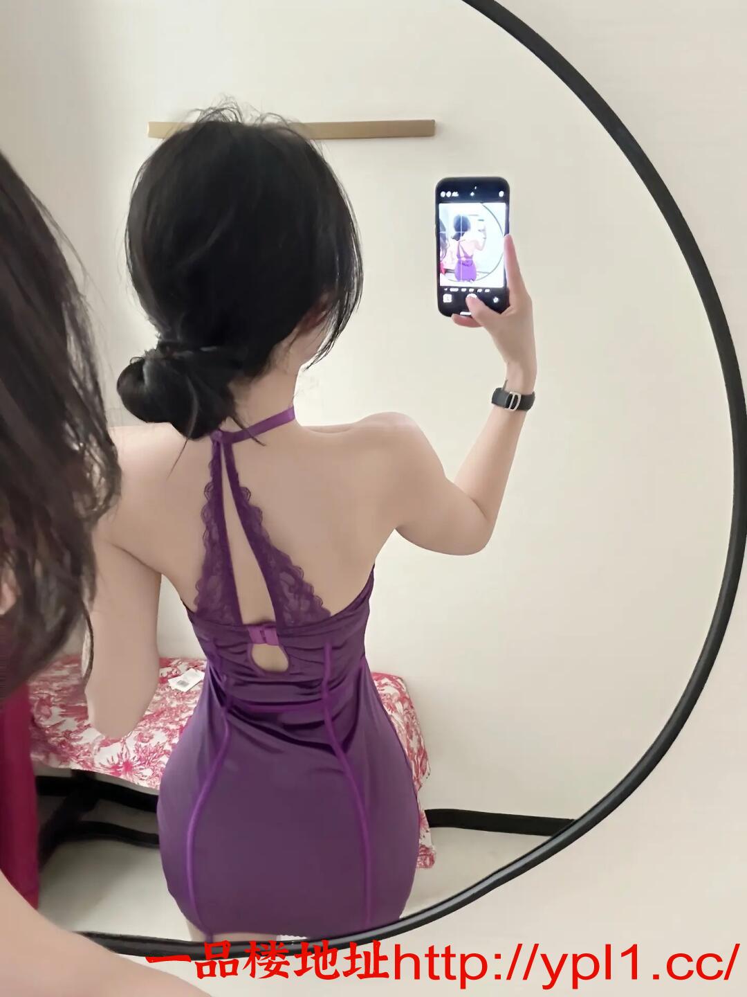 气质御姐丝袜制服诱惑（可外出）