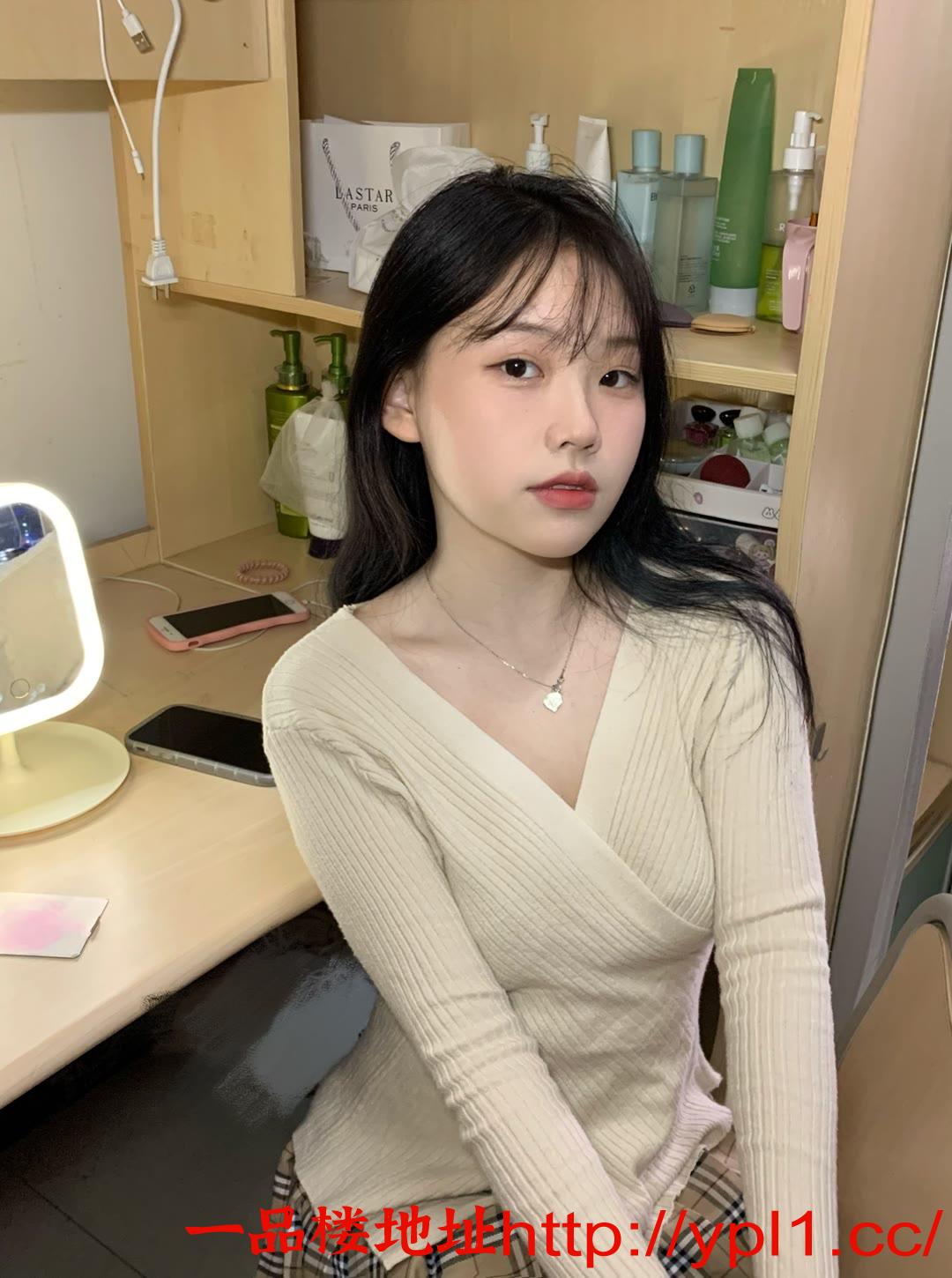 甜美气质优雅美少女