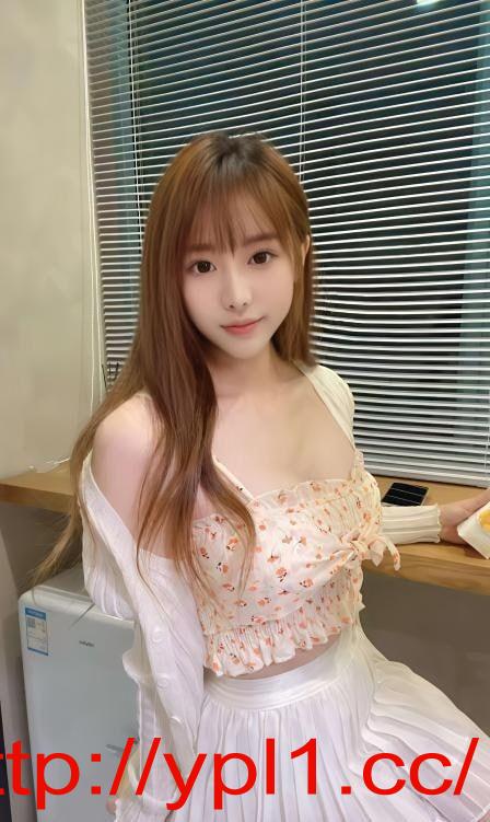 粉嫩身材很赞声音也很甜美