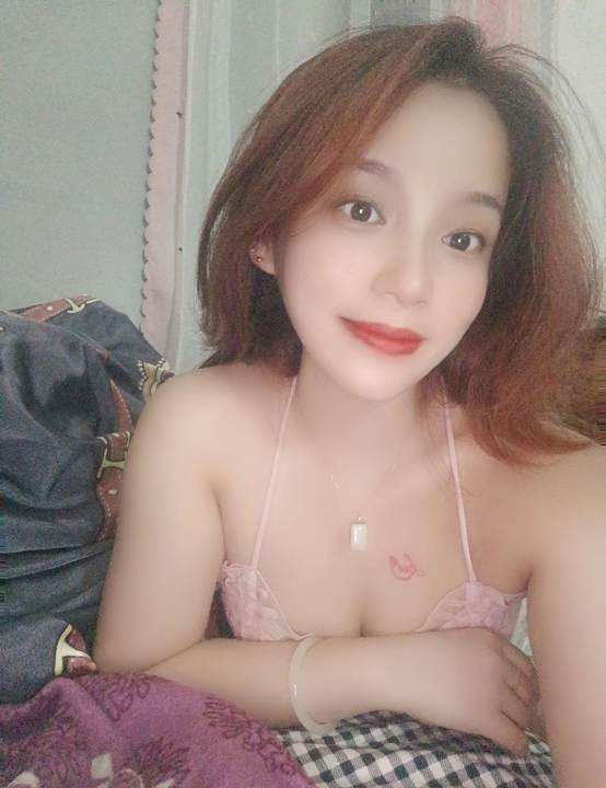 大奶风骚毒龙少妇