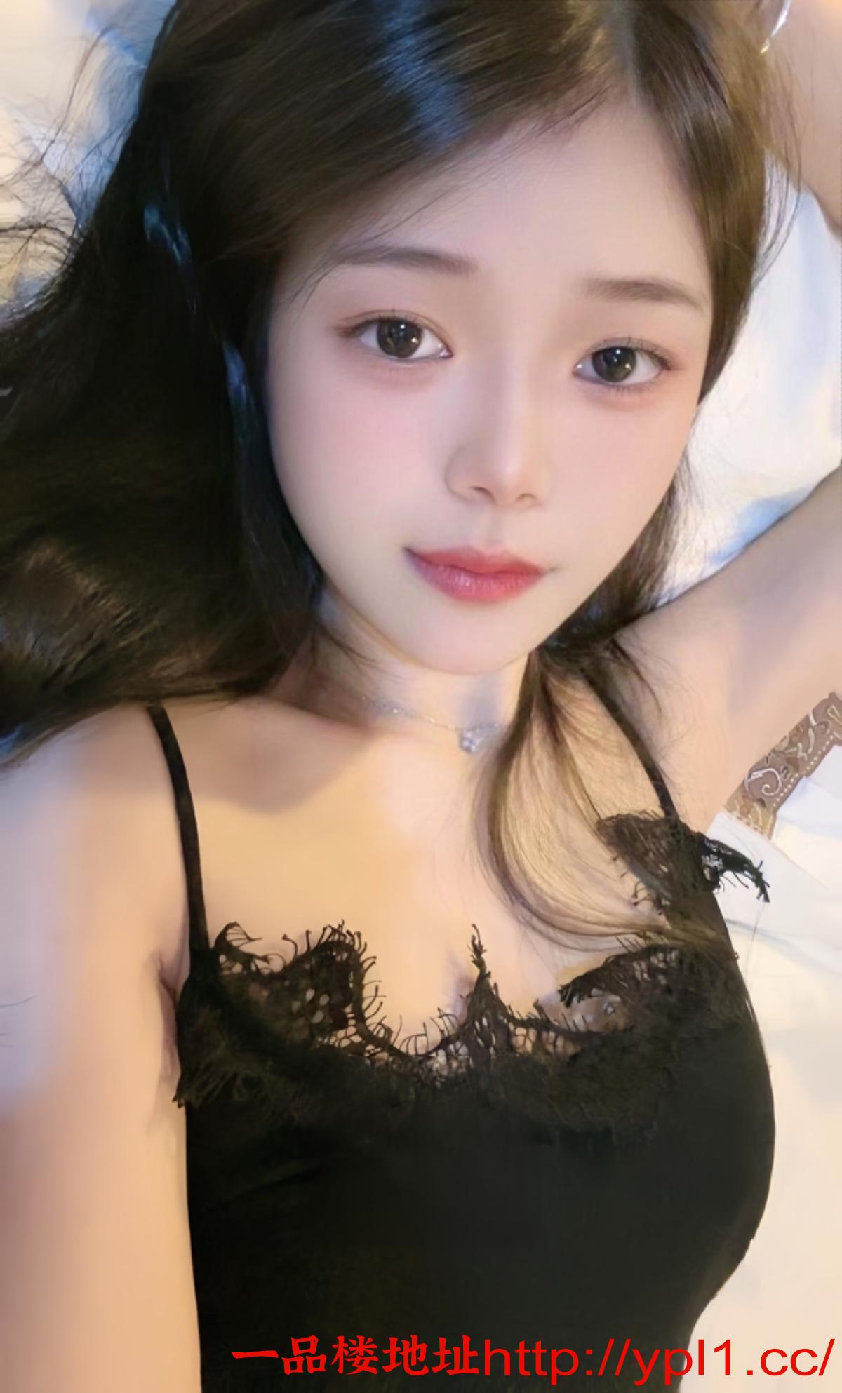 超爽体验刚下水兼职学生妹，奶子坚挺有弹性，手感非常好！