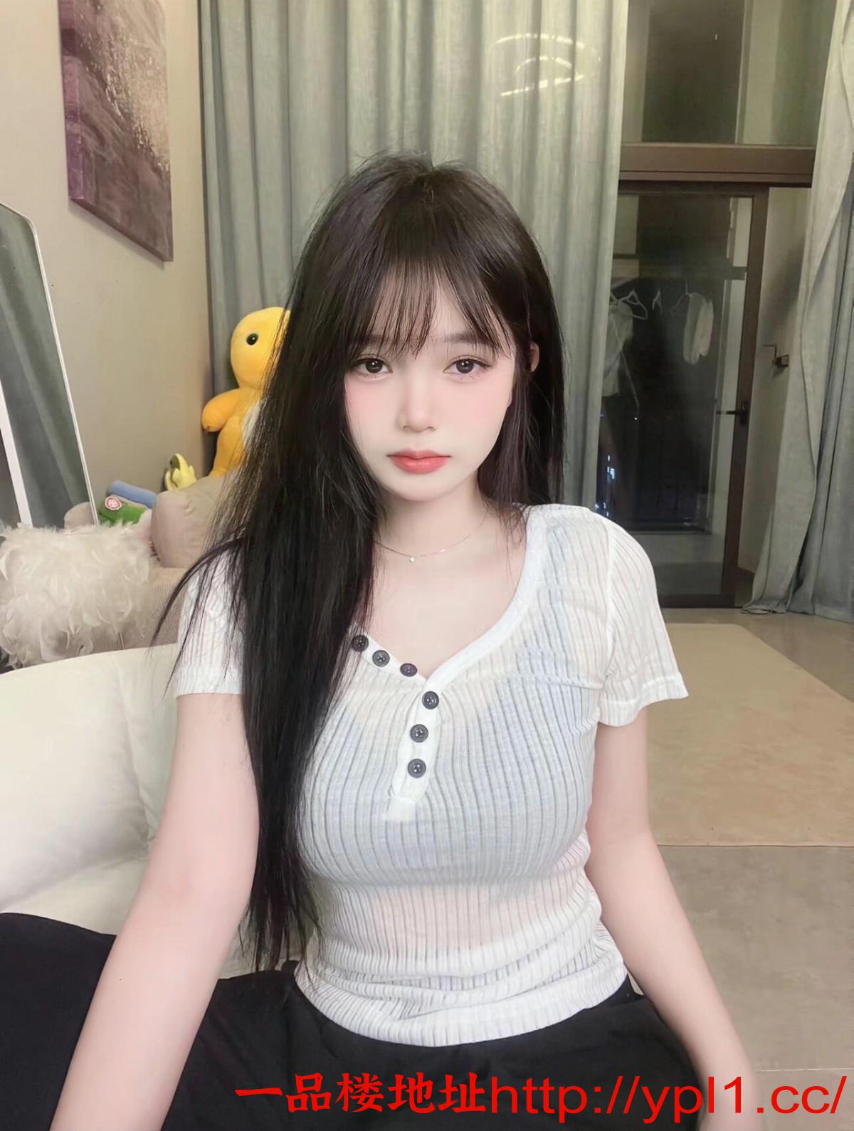 清纯嫩妹多水乖巧很配合