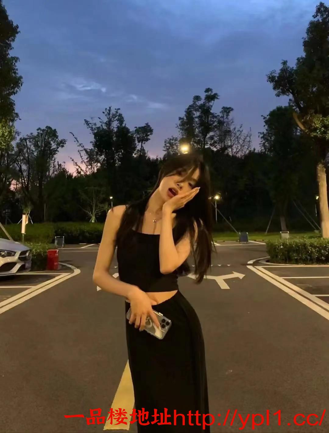 拱北瑜伽老师会一字马