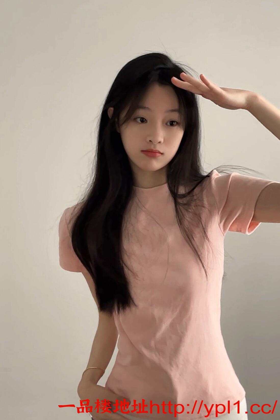 MM热情奔放，身材黄金比例，逼紧小喷泉全程配合