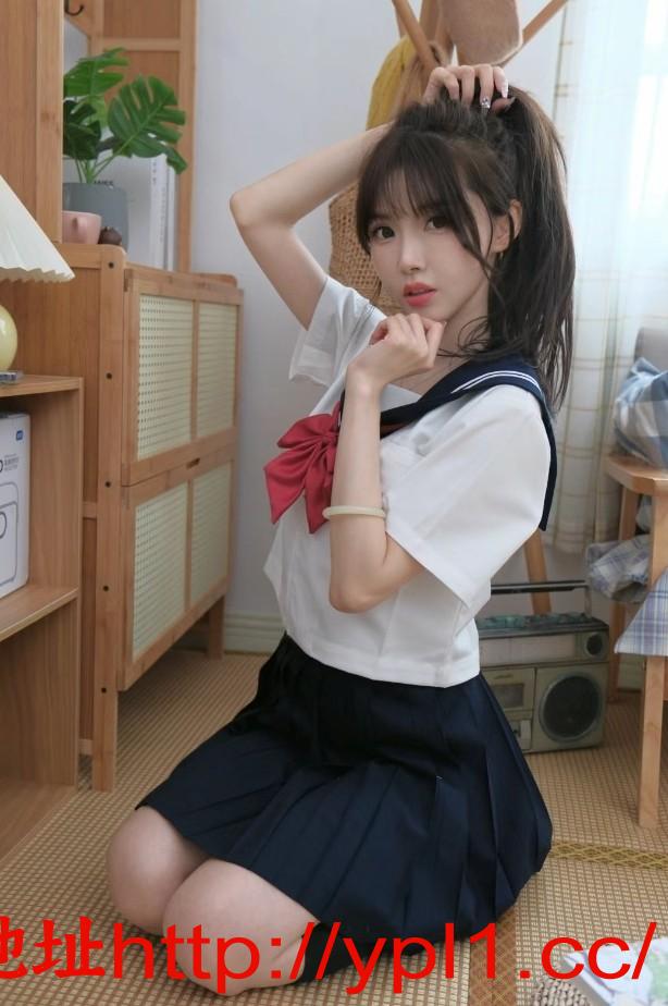 妹妹耐看型，上手动鸡巴秒竖