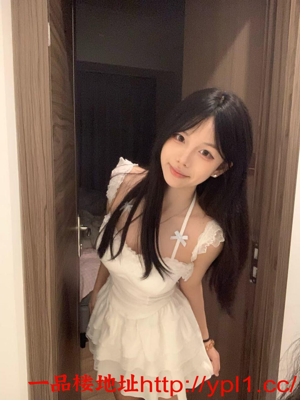 极品骚货水多穴紧反差婊子