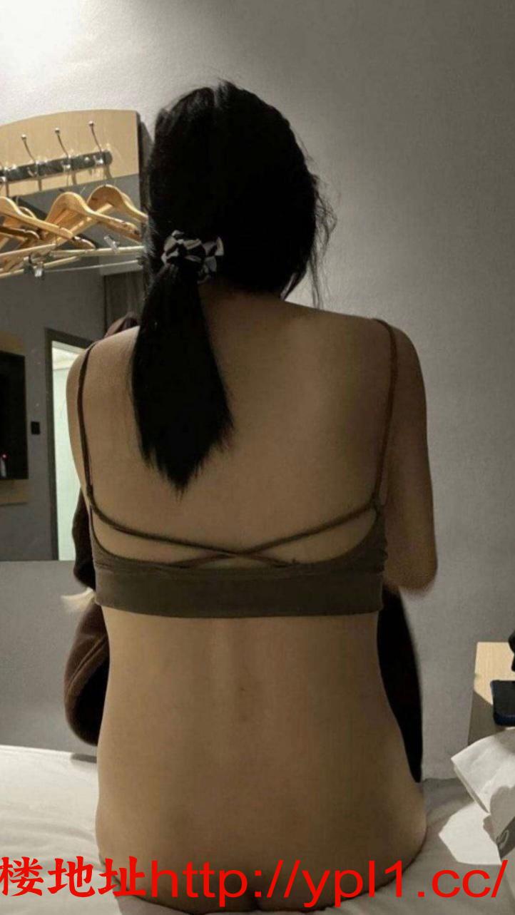 新人小骚货粉嫩多汁（已体验）