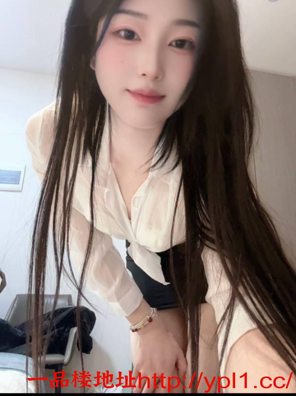 -兼职下海身材火辣妩媚性感可后入