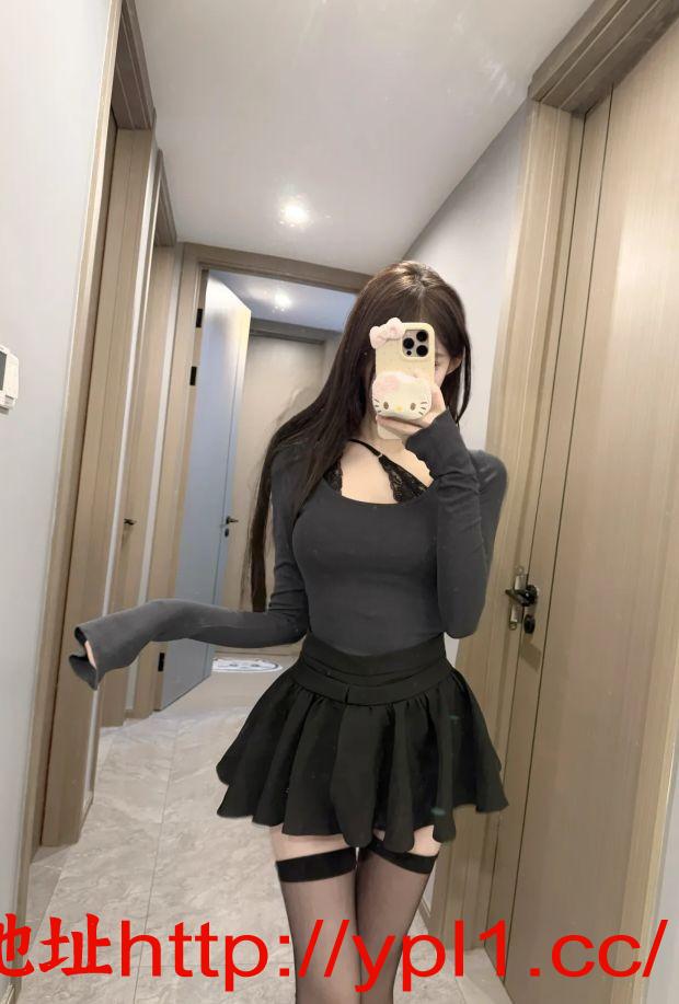 黑丝美妞莞式体验太棒了