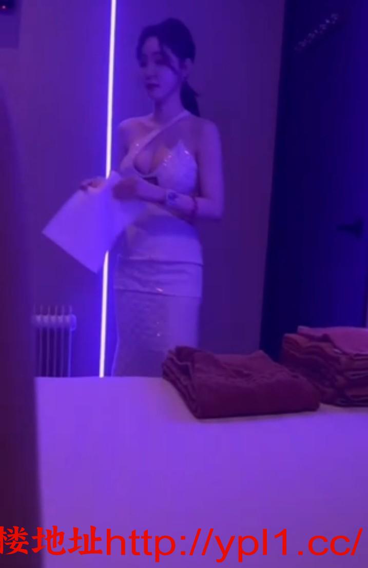 萧山01年嫩妹  身材棒