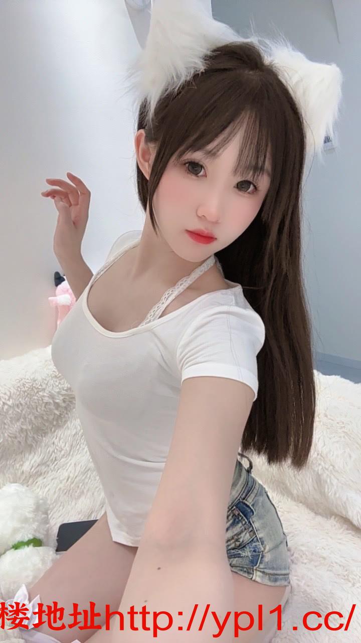 性感白虎小护士逼逼真紧（已验真人）