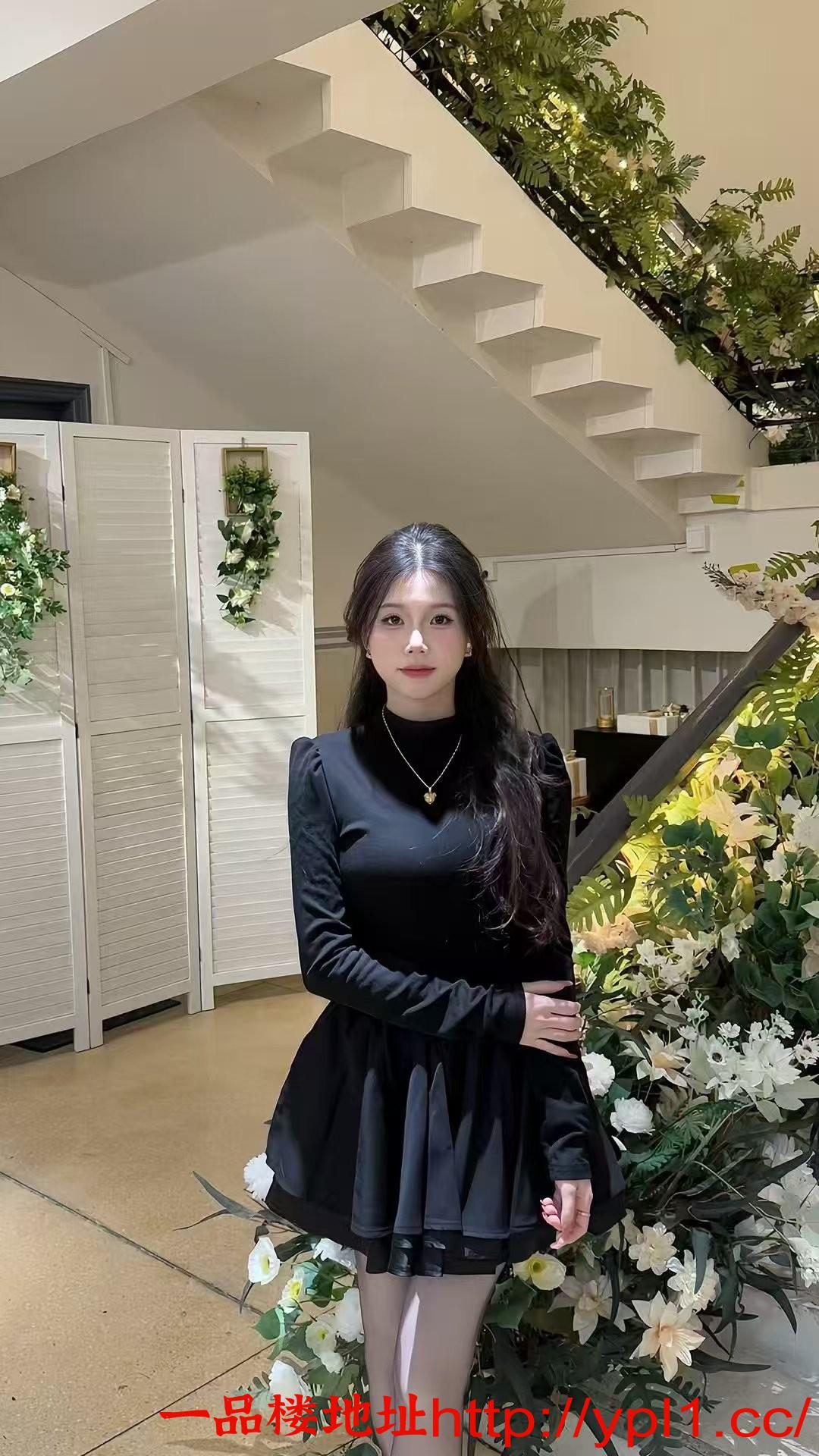 粉鲍大长腿御姐风(丝袜党的福音)