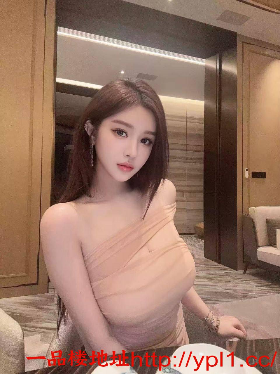 后人爆草36d大奶嫩妹