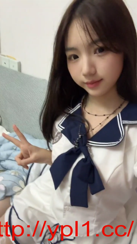 武侯刚下海不久的三点粉小嫩妹