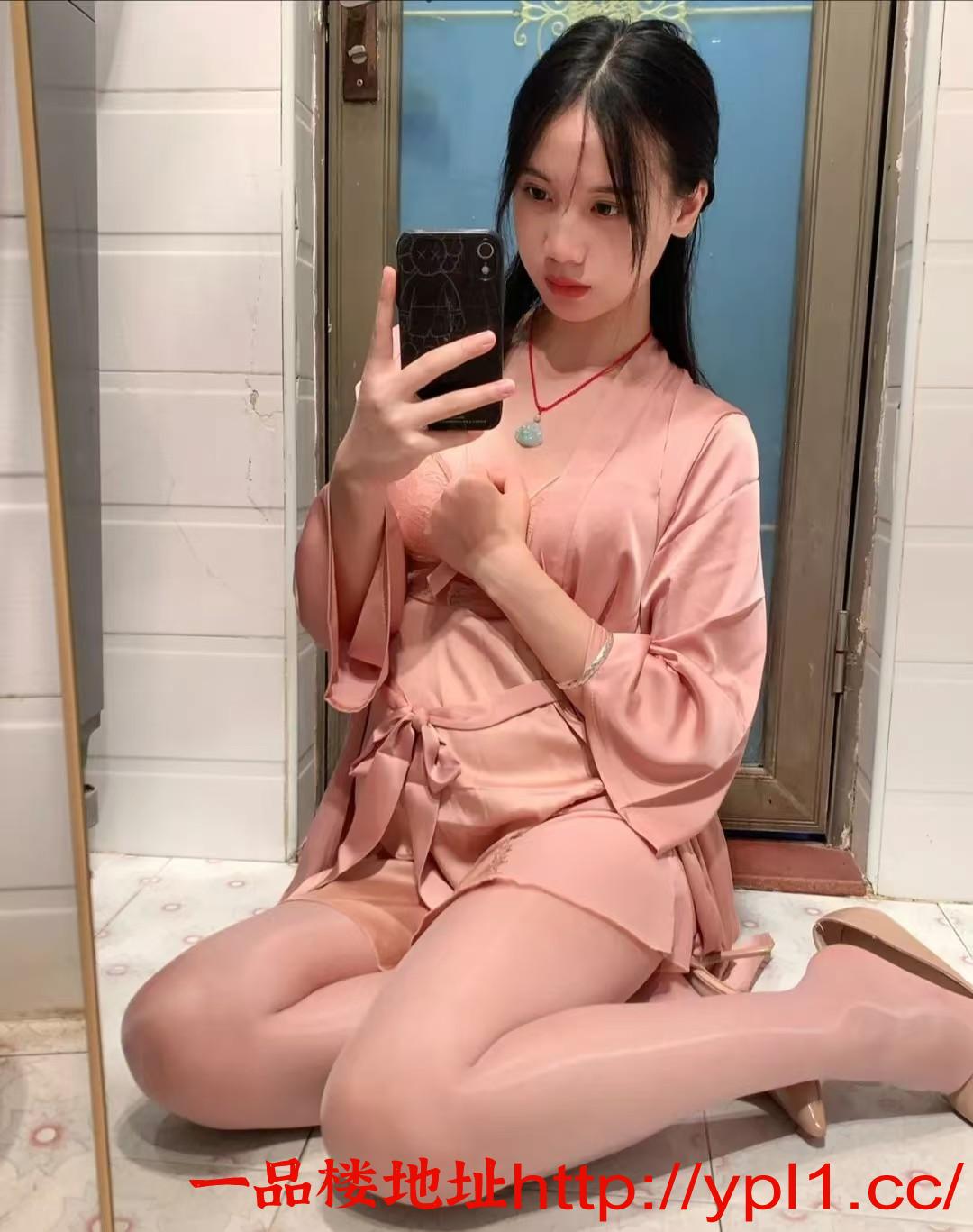 白虎大波奶小迷妹（已验真人）