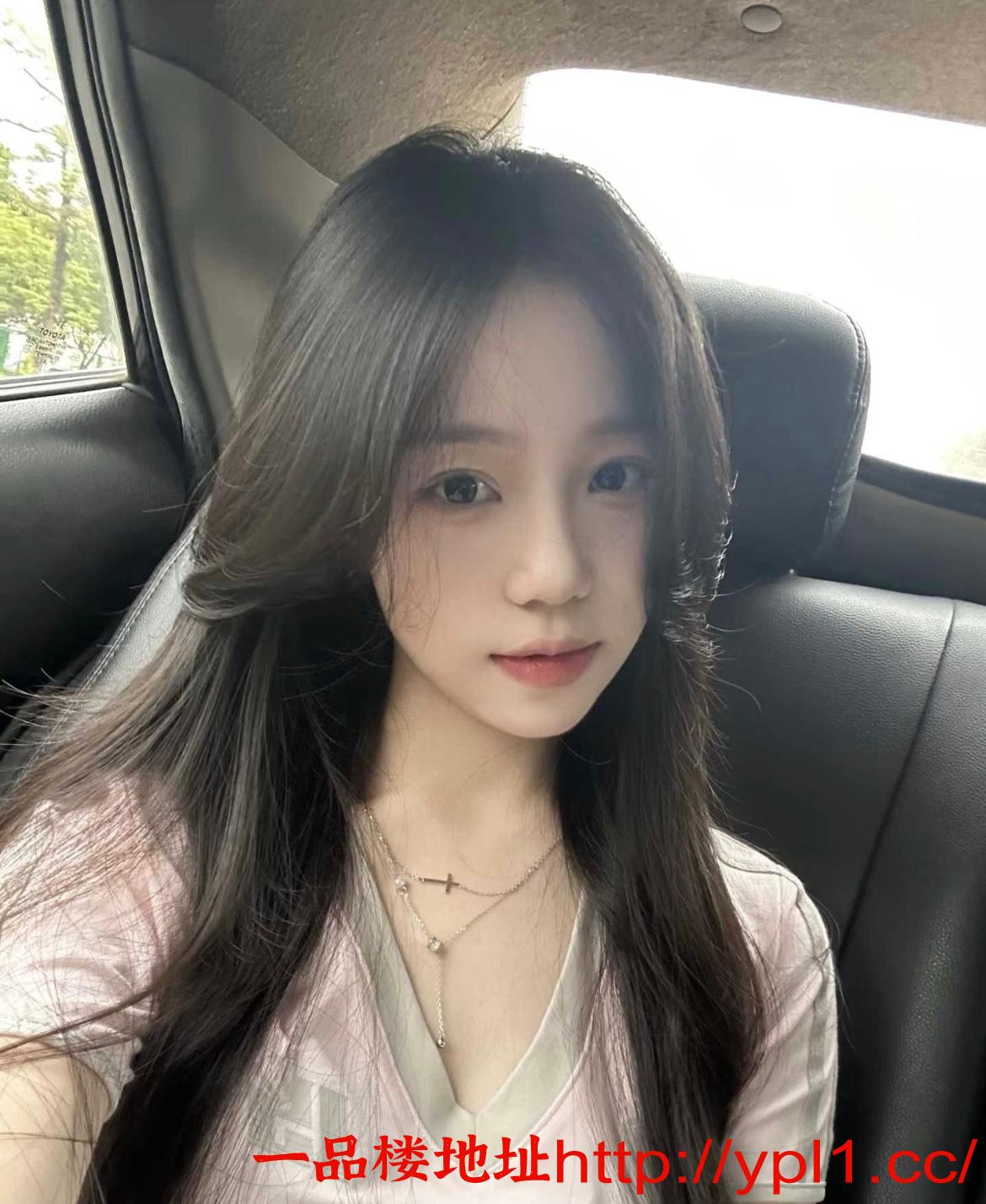 奶大粉嫩逼紧纯情极品女仆美容师