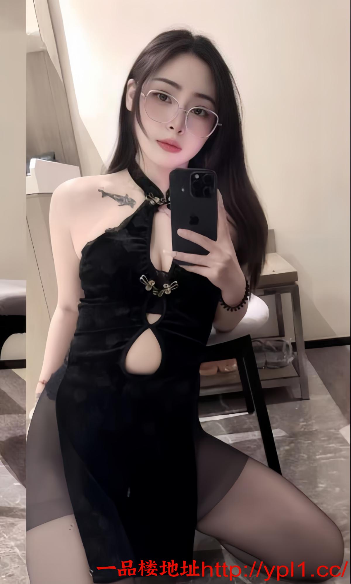 区性感骚货御姐