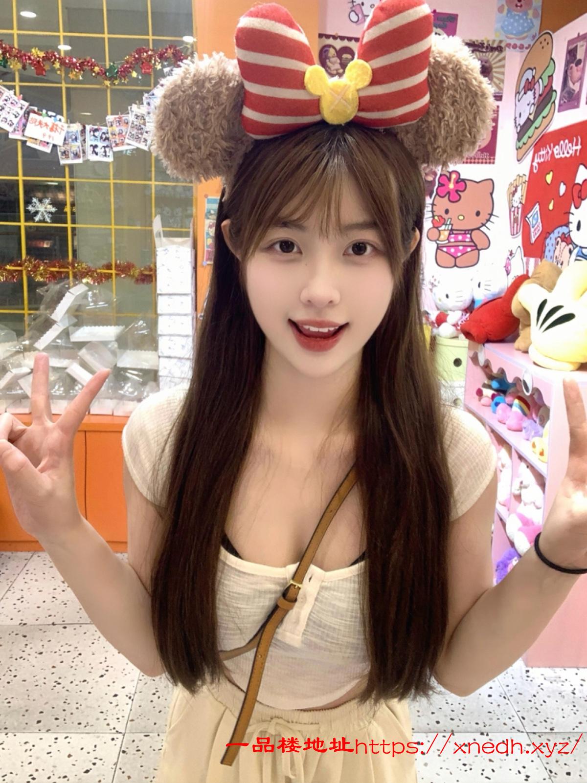 舞蹈老师姿势多花样足（可外）