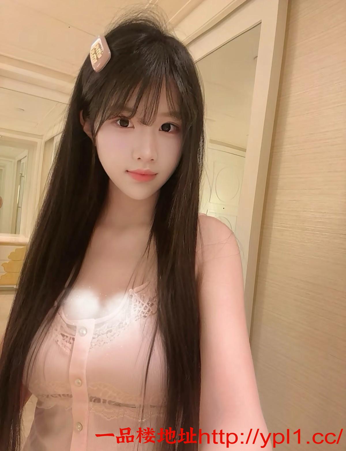 舞蹈艺校学生妹 性感黑丝美腿诱惑