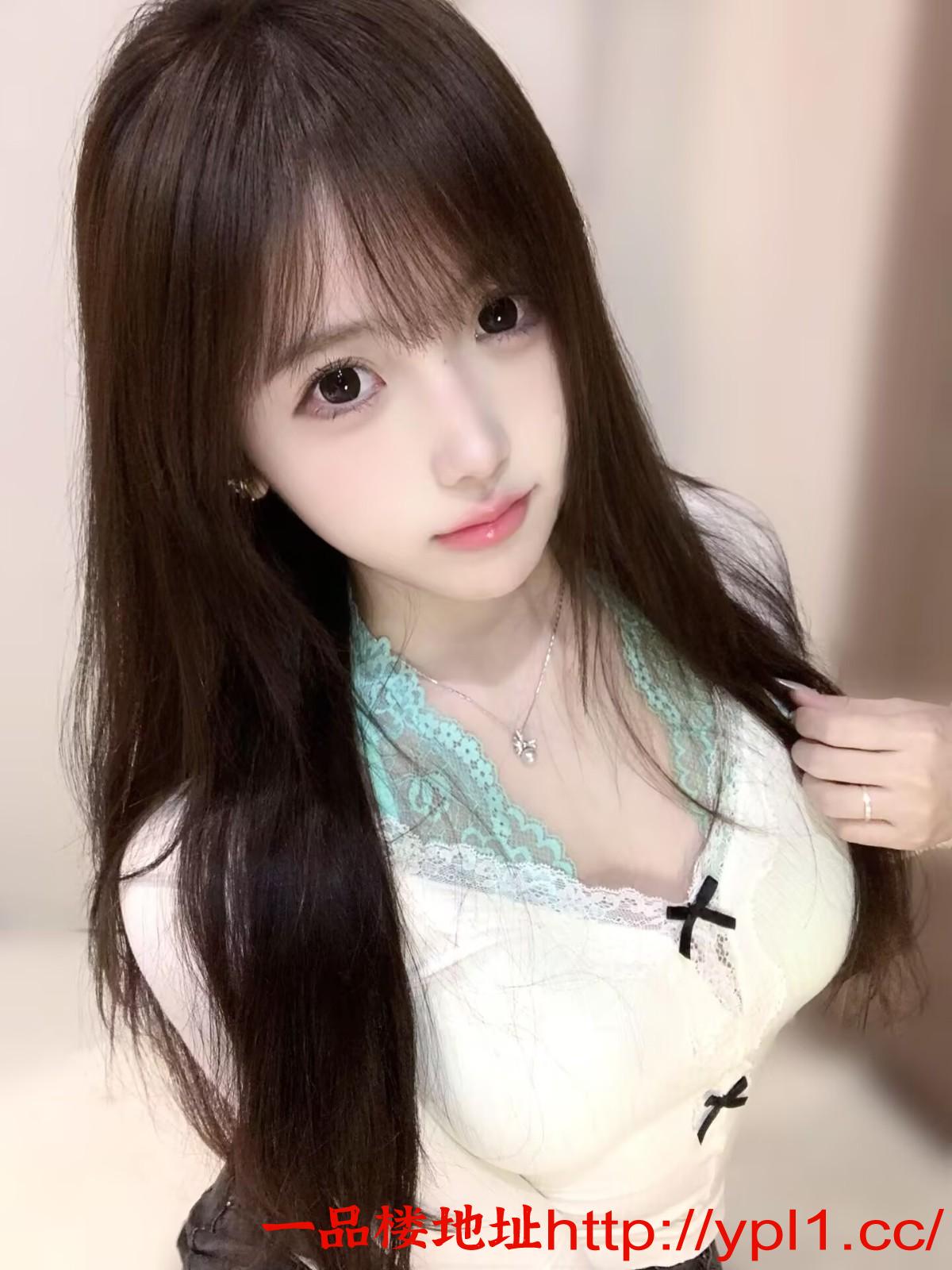 兼职极品大奶美女(个人可外出)