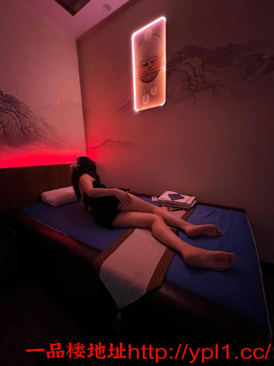 长腿黑丝性感诱惑