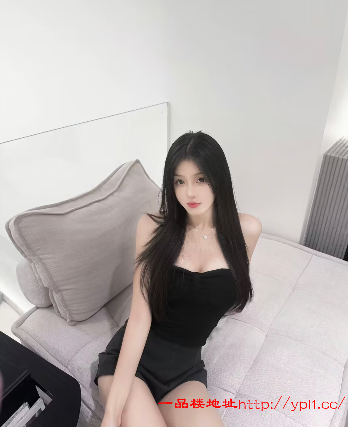 妹子身体很软，姿势好爽