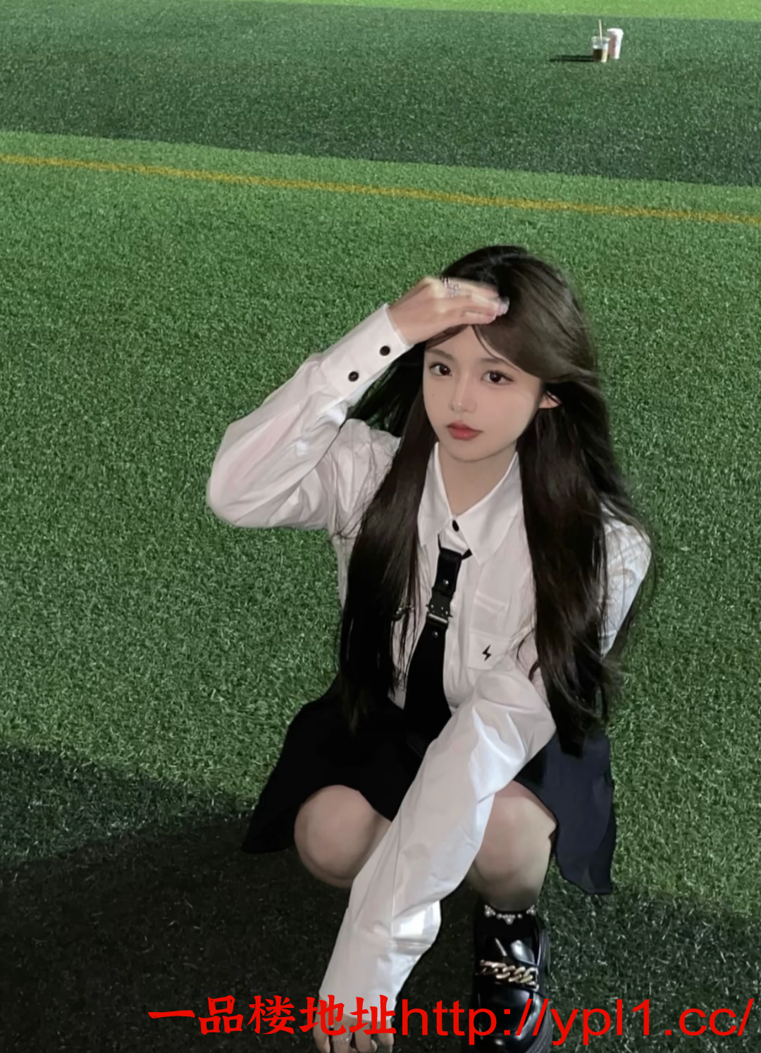 闷骚性感尤物粉鲍大喷水