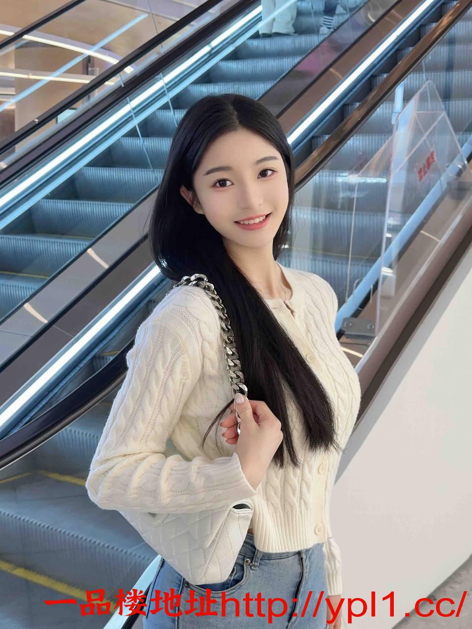 性欲超强小骚逼很嫩