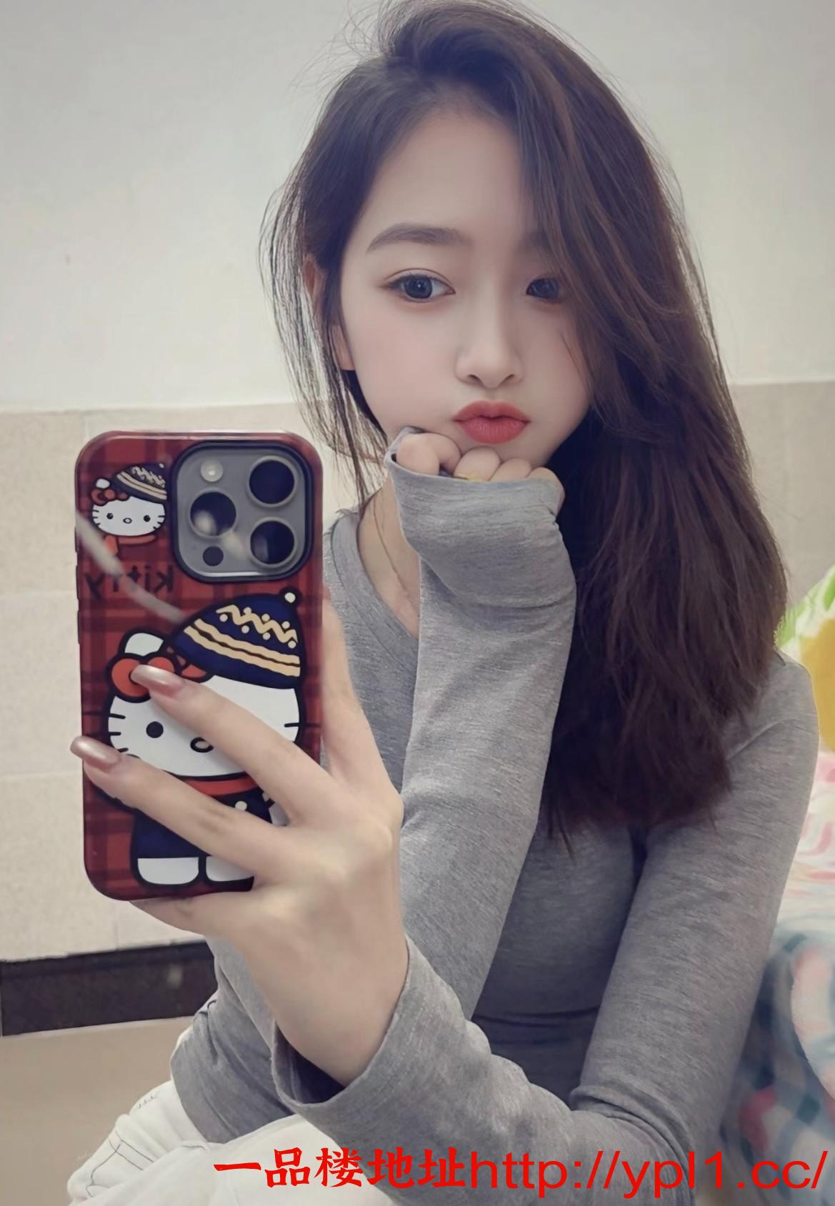 北京性感大学生闷骚白虎漏出求操