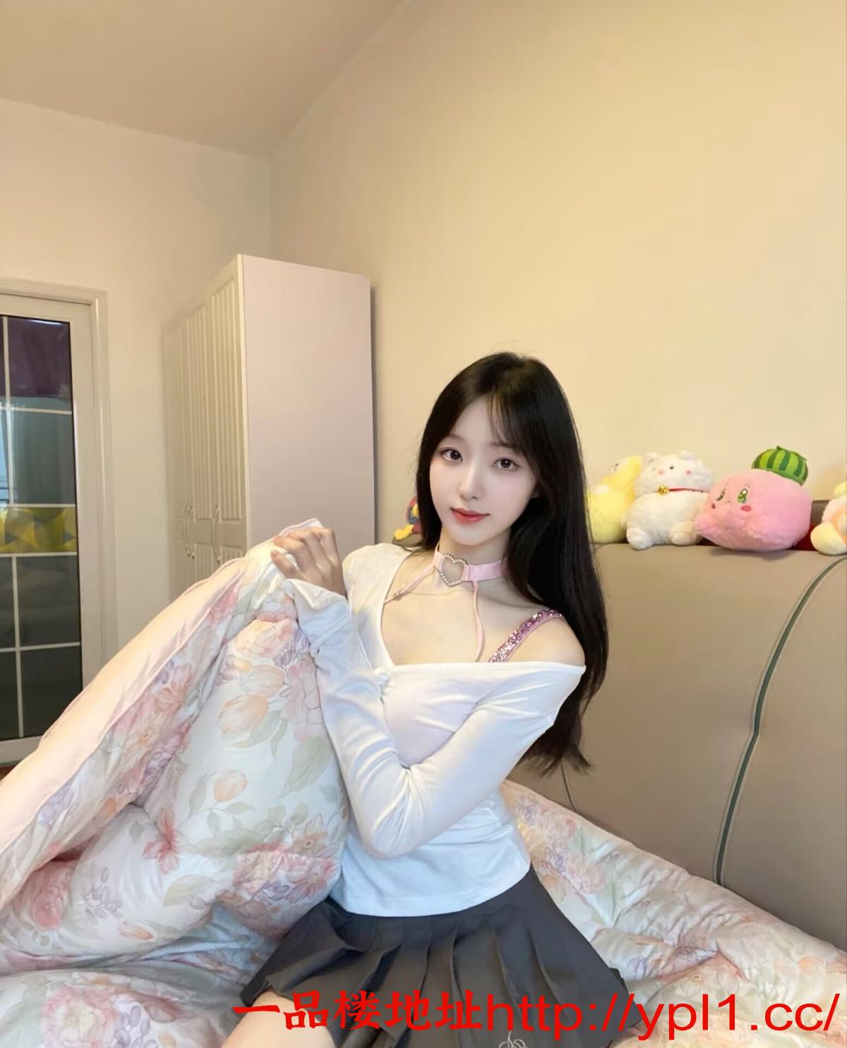 极致白净身材诱惑尤物小姐姐