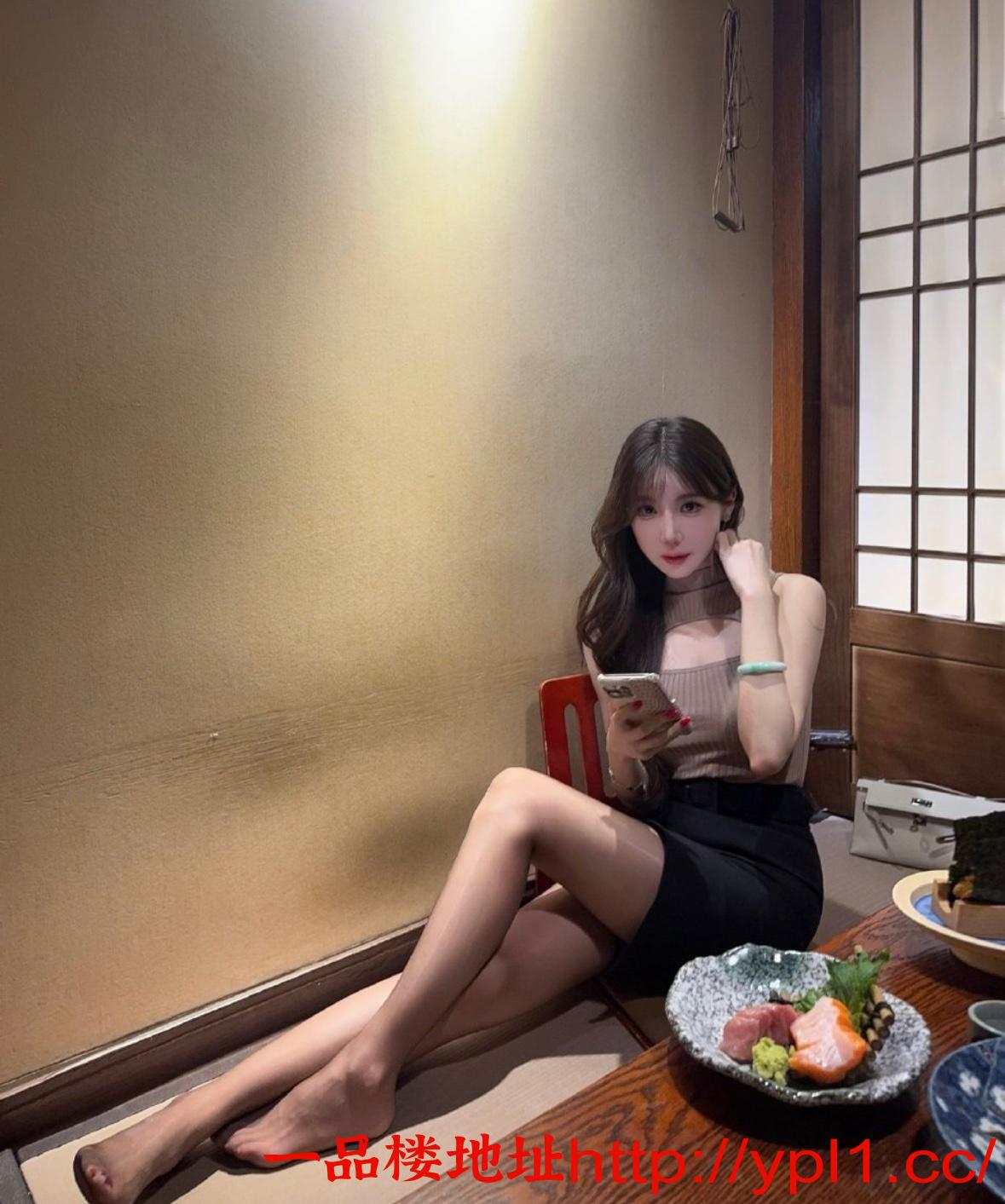 上海实习幼师胸大馒头逼很敏感坐在那里就散发无尽诱惑