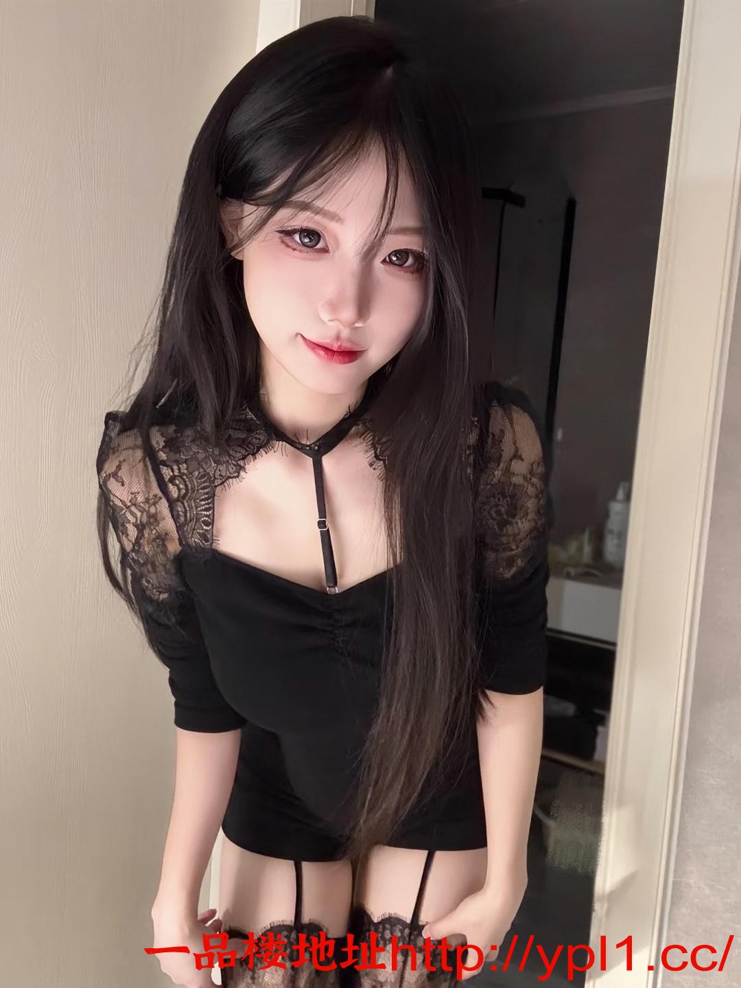 黑丝制服bb紧很骚口的爽