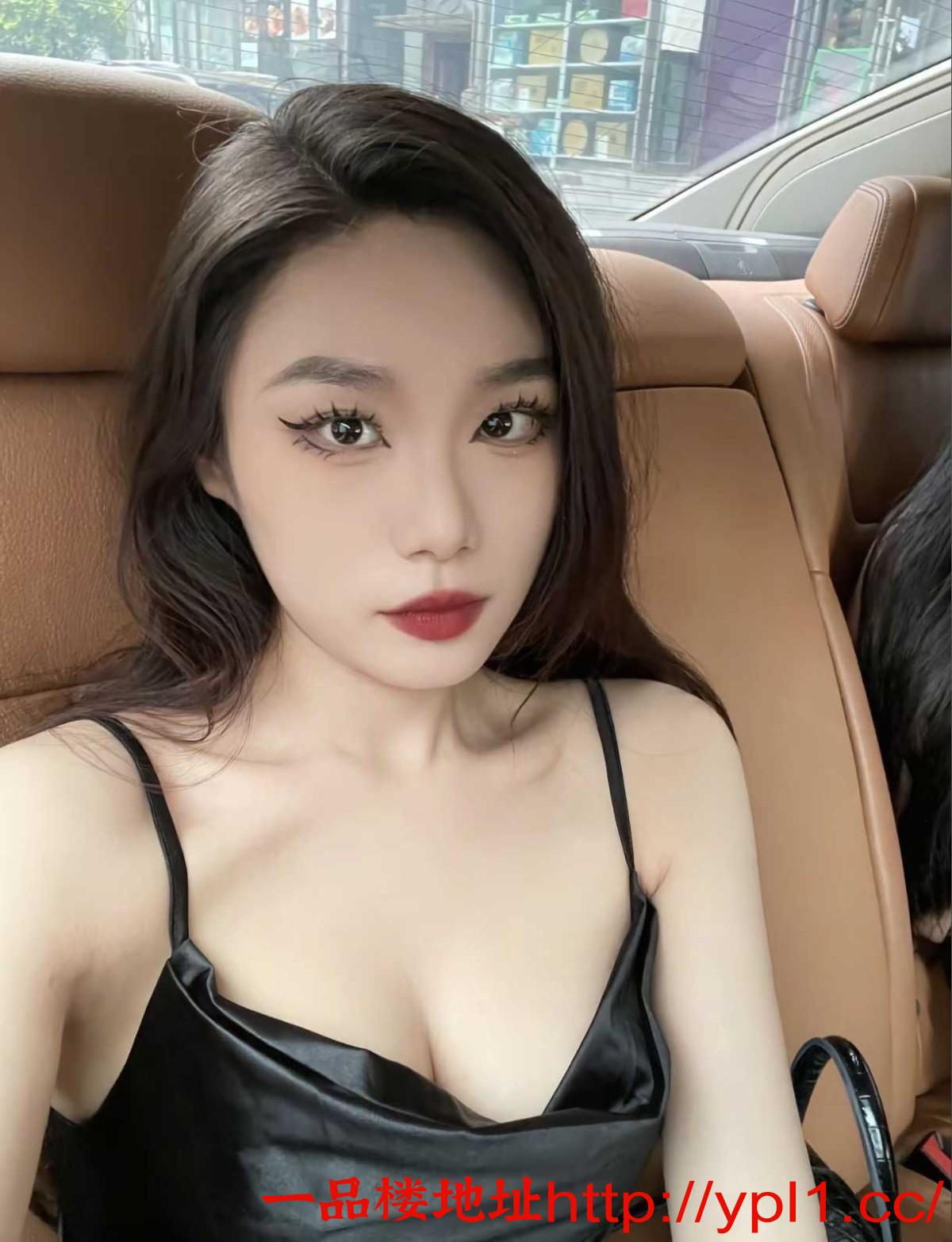 极品御姐身材好逼粉嫩会喷水