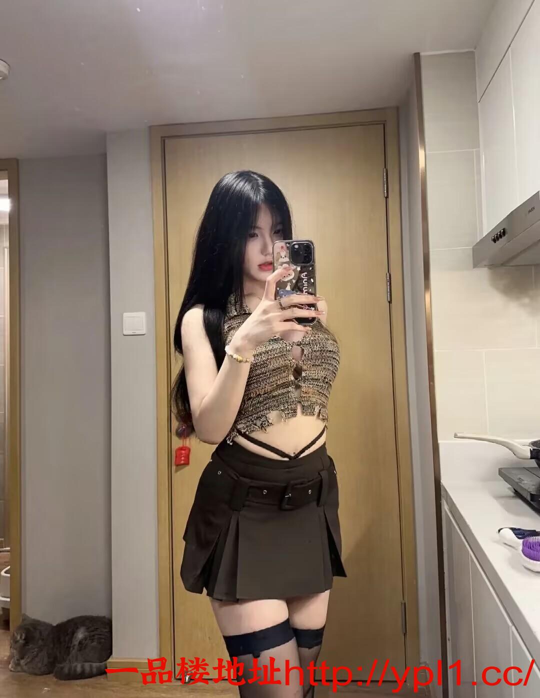 性感蜜桃臀小姐姐已体验真人