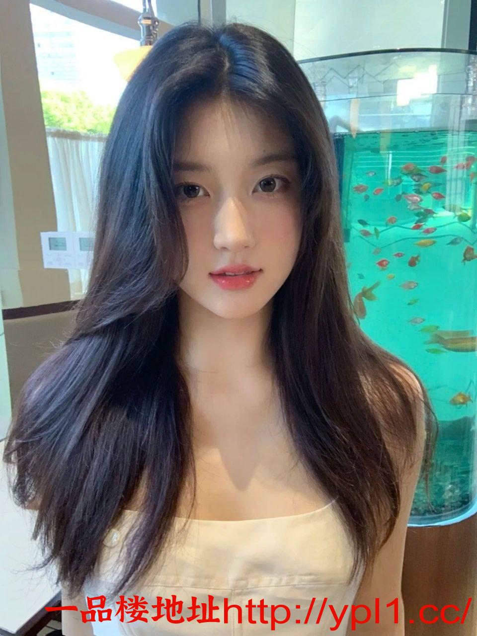 白虎学妹三点粉嫩易出水