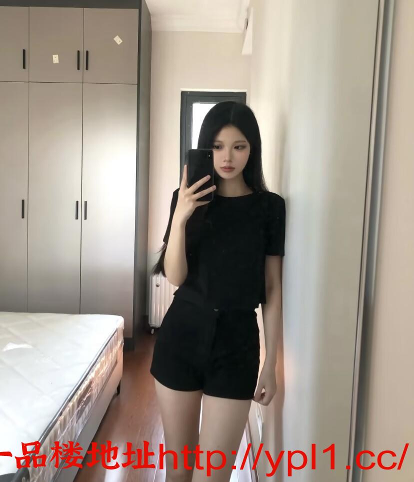 新到嫩模先到先享受妹妹的柔情