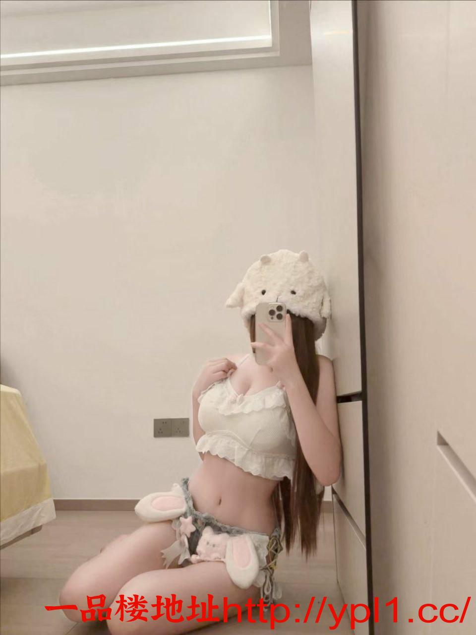 身材性感小母狗一顿操