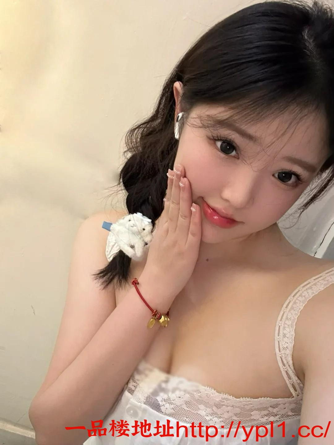 小嫩妹乖巧听话 姿势很配合可外出