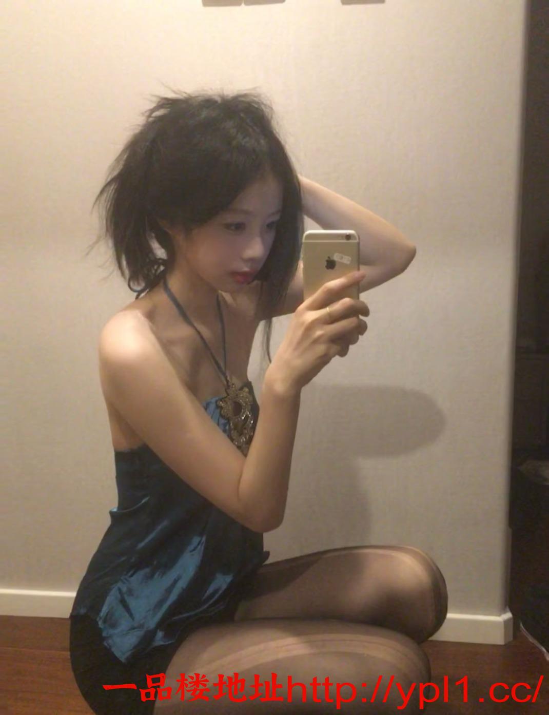 萌妹诱惑大长腿皮肤白嫩紧 B