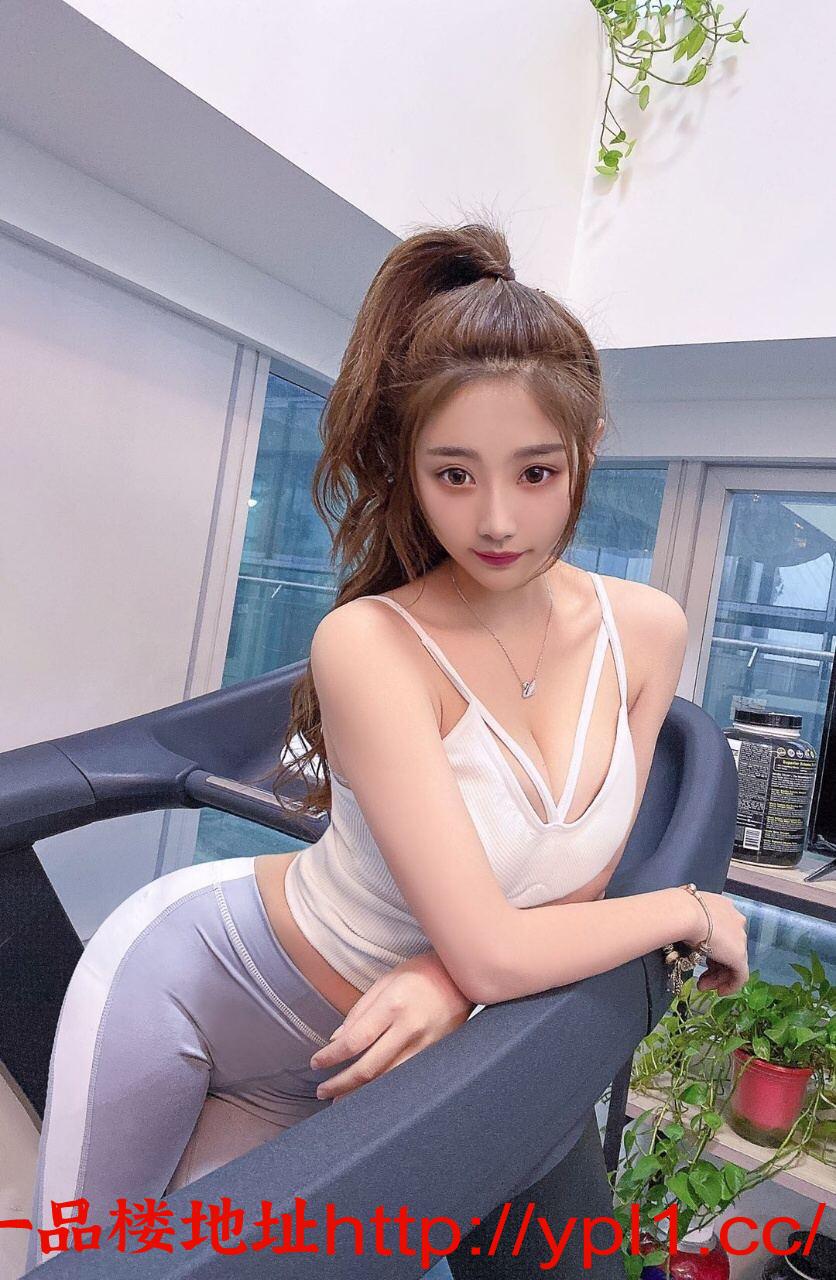 天津大长腿美女小B很紧服务带劲操爽了