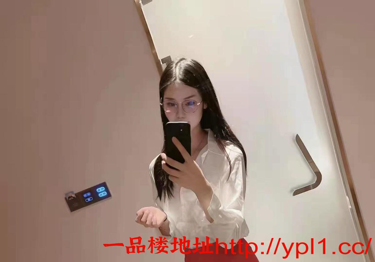 市清纯高挑老友，腿都干软了