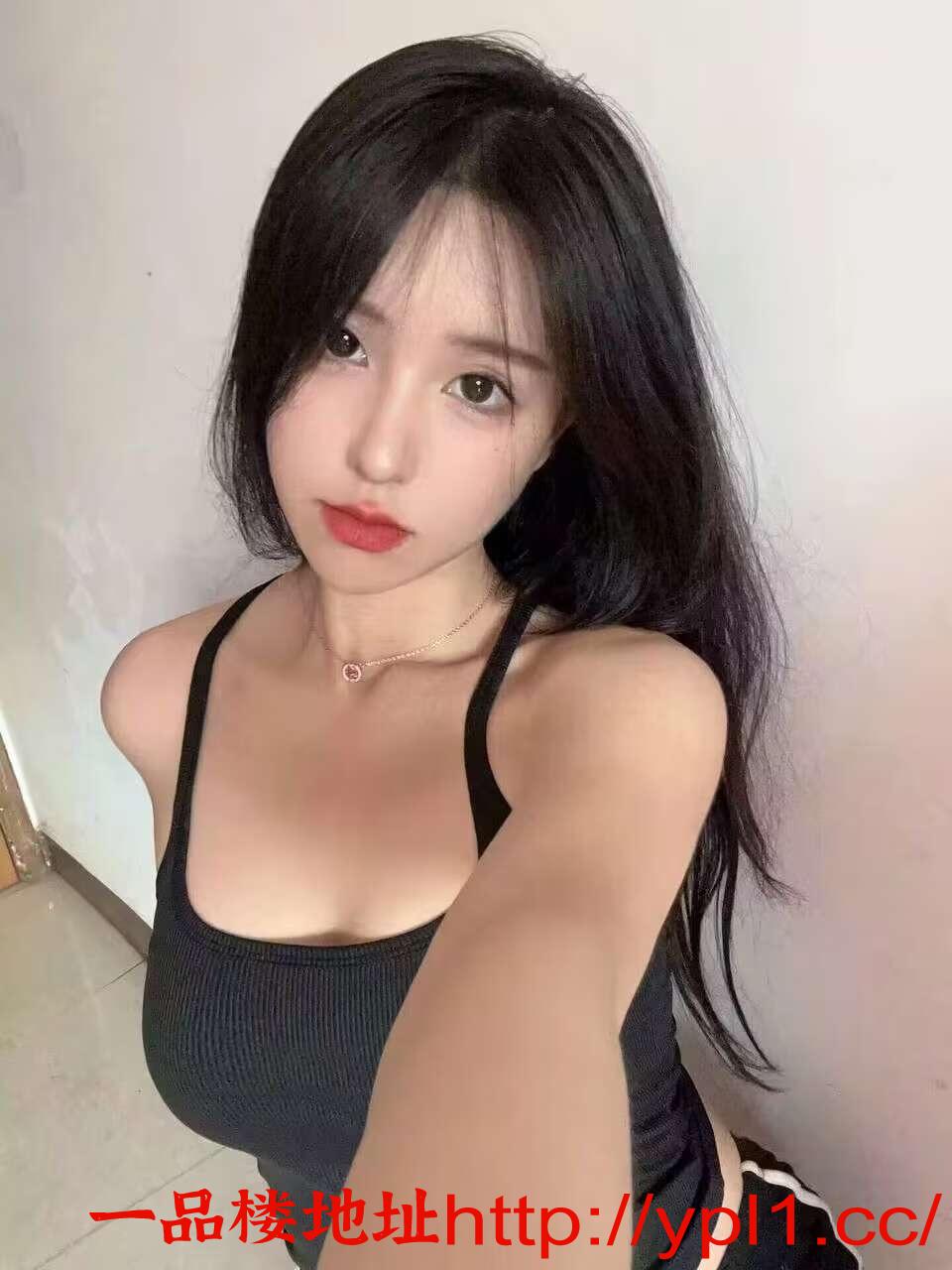 瑜伽老师大胸蜜桃臀