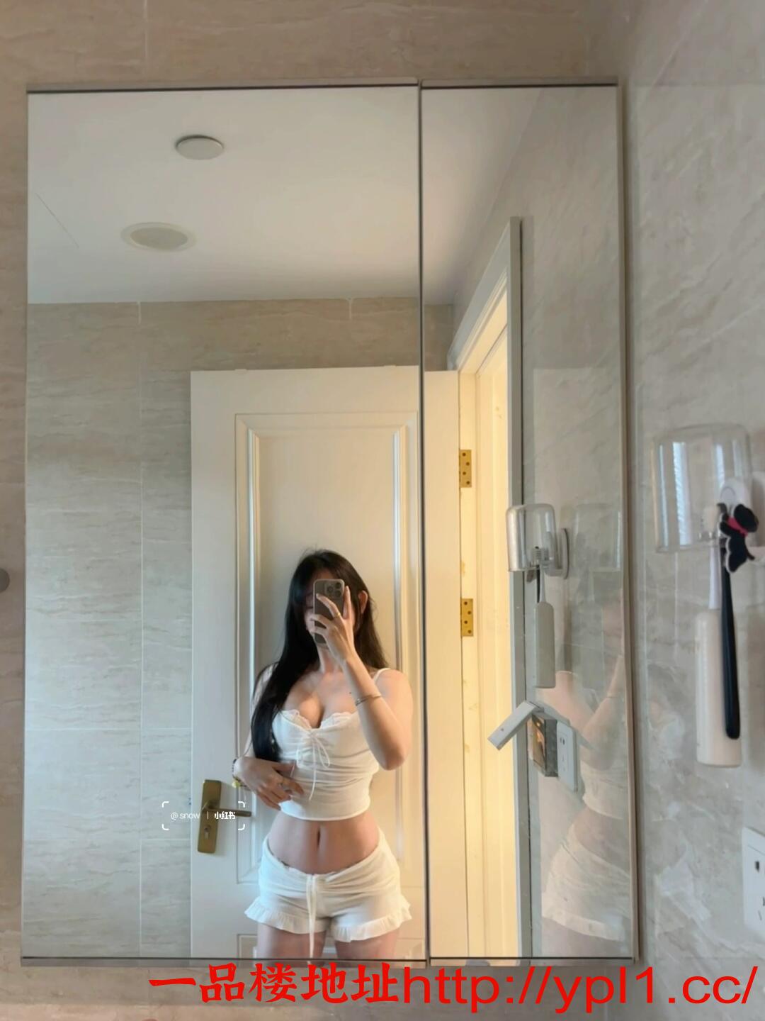 温柔妹子三点粉嫩多汁（可外出）