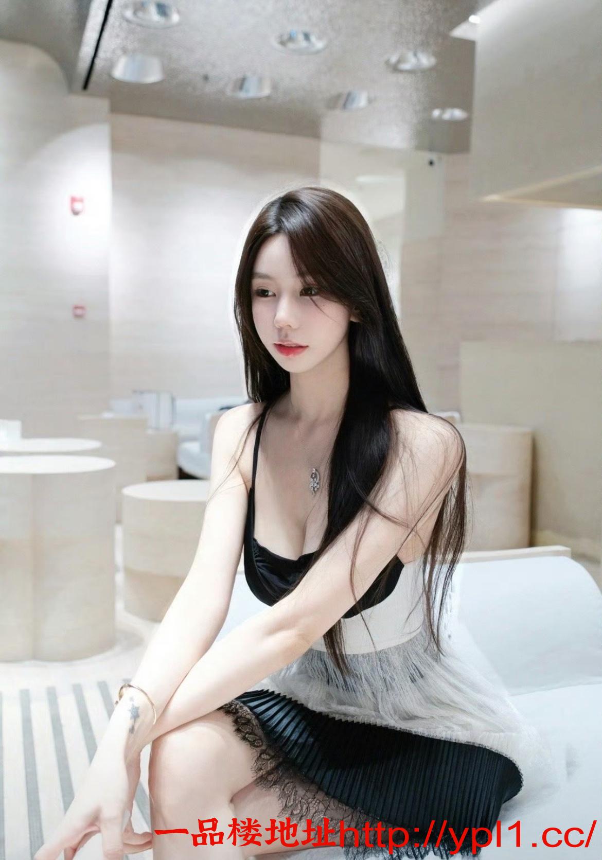 性感爆乳，紧B水多