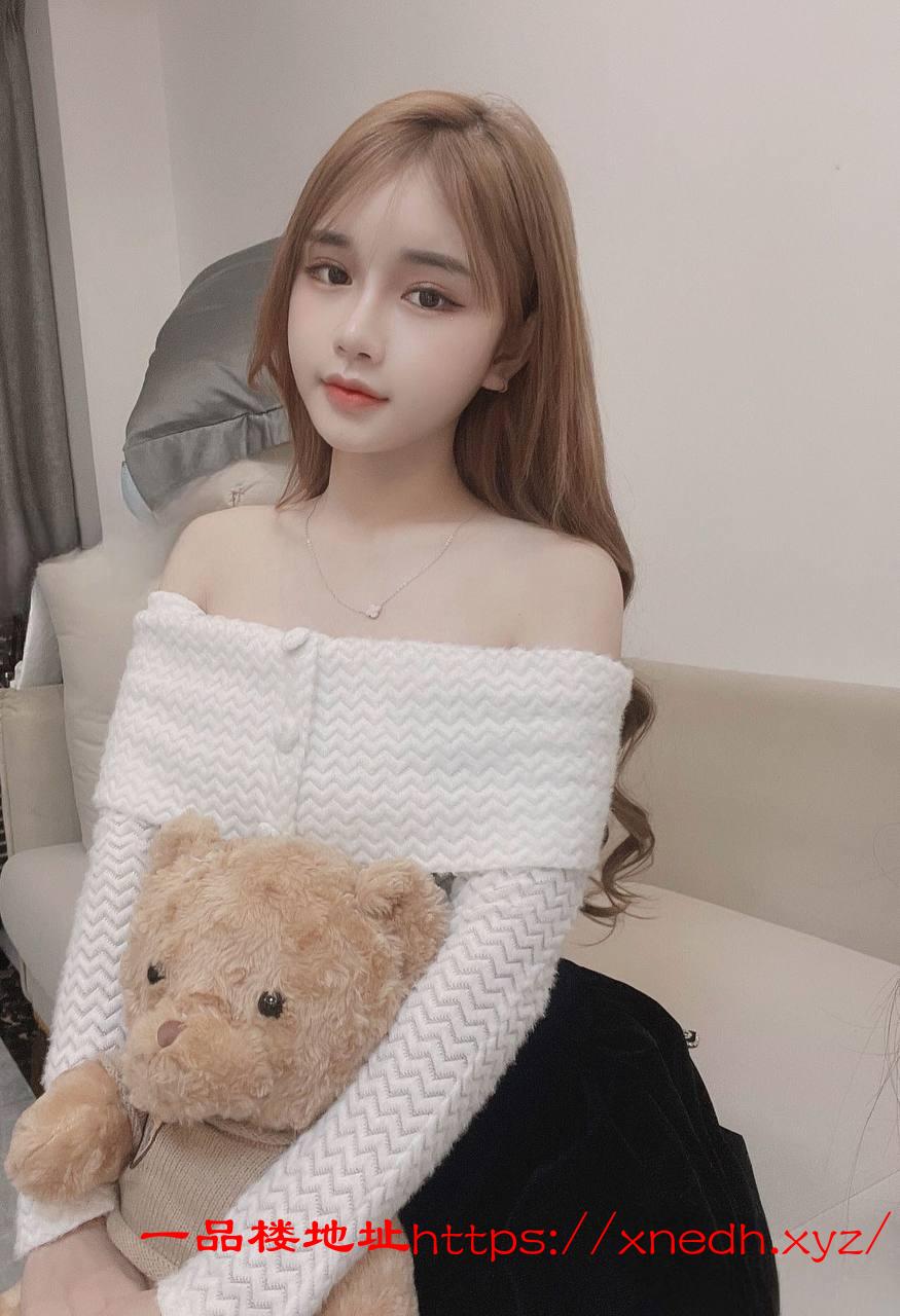 性感妖艳蜜臀大长腿小桃桃